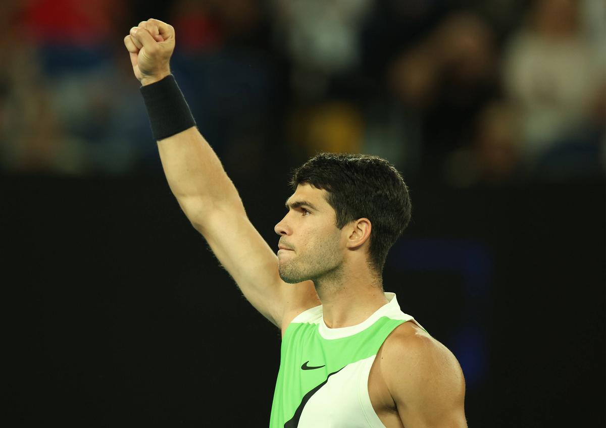 Carlos Alcaraz, campion în premieră la Australian Open după o finală de poveste cu Novak Djokovic