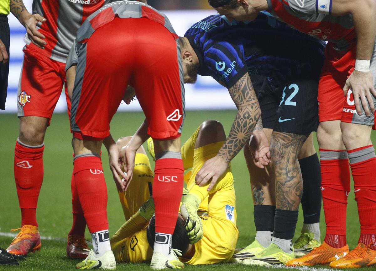 Portarul lui Cremonese, luat la țintă de suporterii lui Inter
