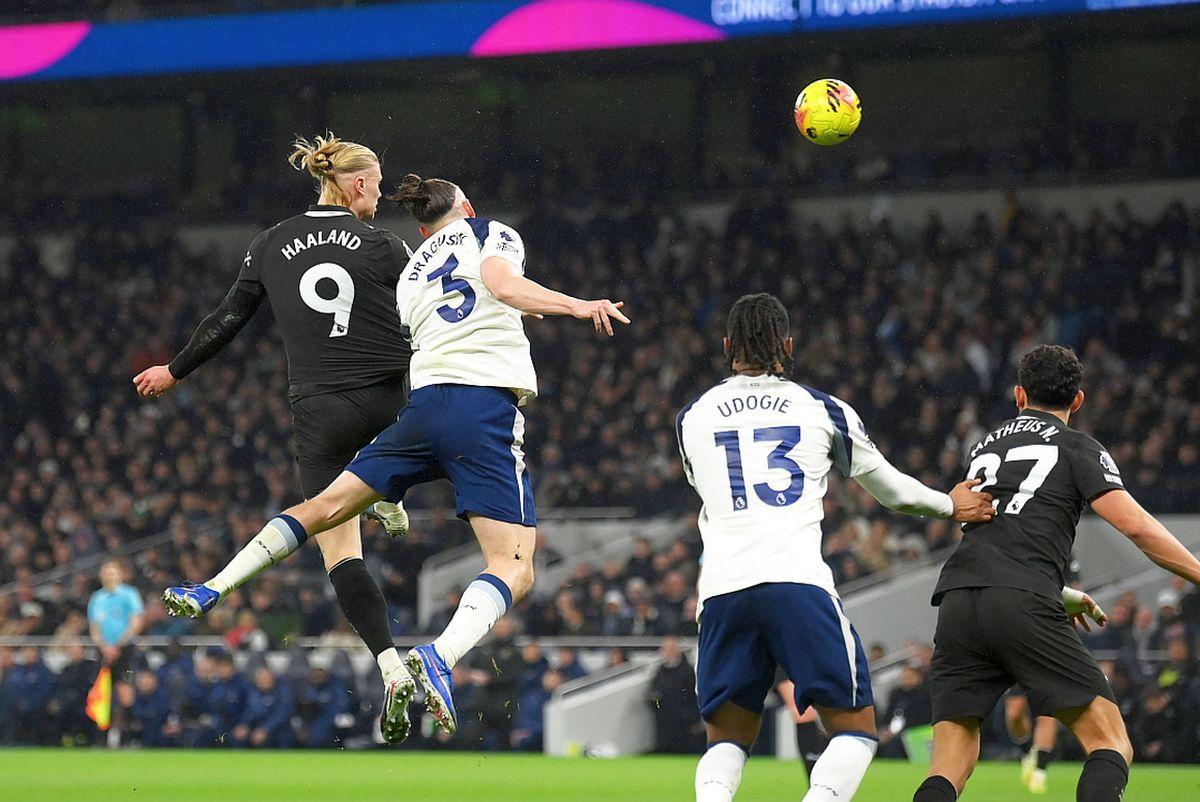 Cu Radu Drăgușin integralist, Tottenham a revenit miraculos cu Manchester City! Cum s-a descurcat românul