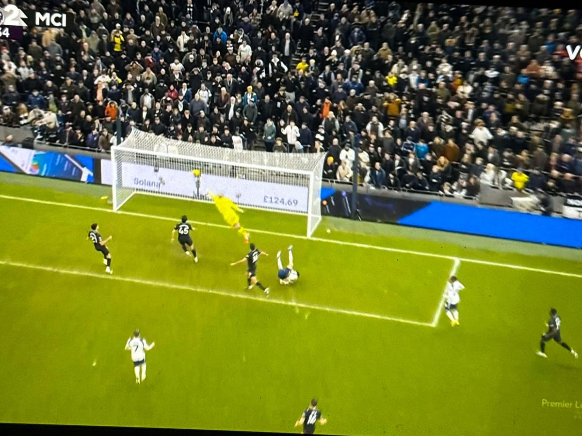 Gol Solanke în Tottenham - Manchester City
