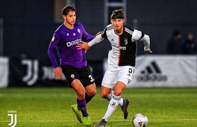 Coronavirusul a băgat în carantină lotul U23 al lui Juventus, din care face parte și românul Radu Drăgușin