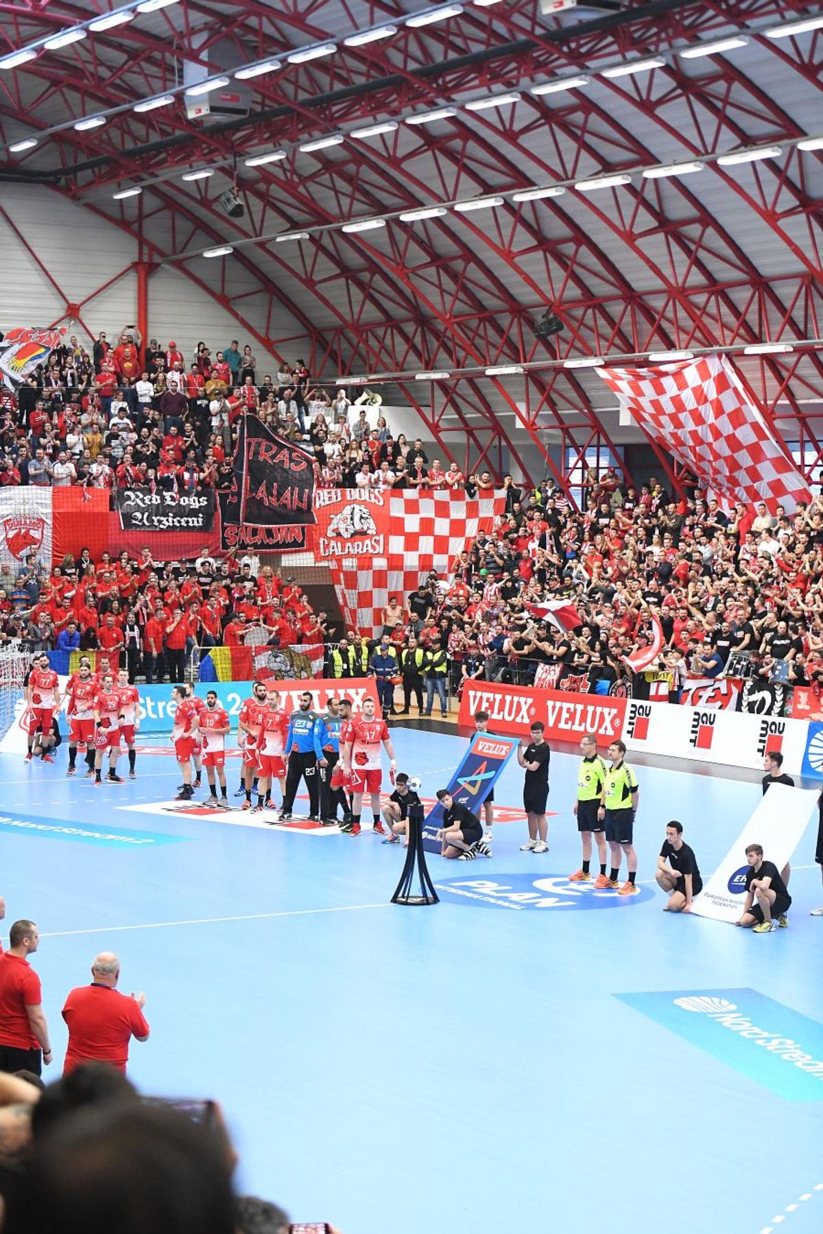 DINAMO ÎN LIGA CAMPIONILOR // VIDEO+FOTO Căpitanul Savenco așteaptă derby-ul cu Steaua: „Abia acum începe greul!” + ce spune despre fanii din Sala Dinamo