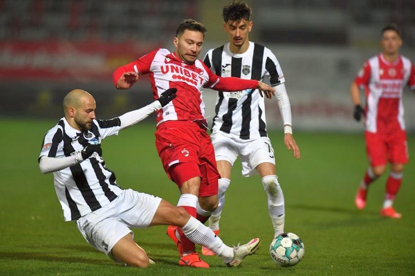 Astra și Dinamo sunt cluburile care se
află în cel mai mare pericol să nu
primească licența