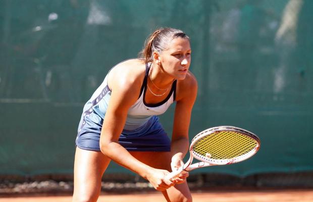 Caz nemaivăzut în tenis: o jucătoare din Rusia și-a luat la bătaie adversara, pe care a acuzat-o că flirtează cu supervizorul