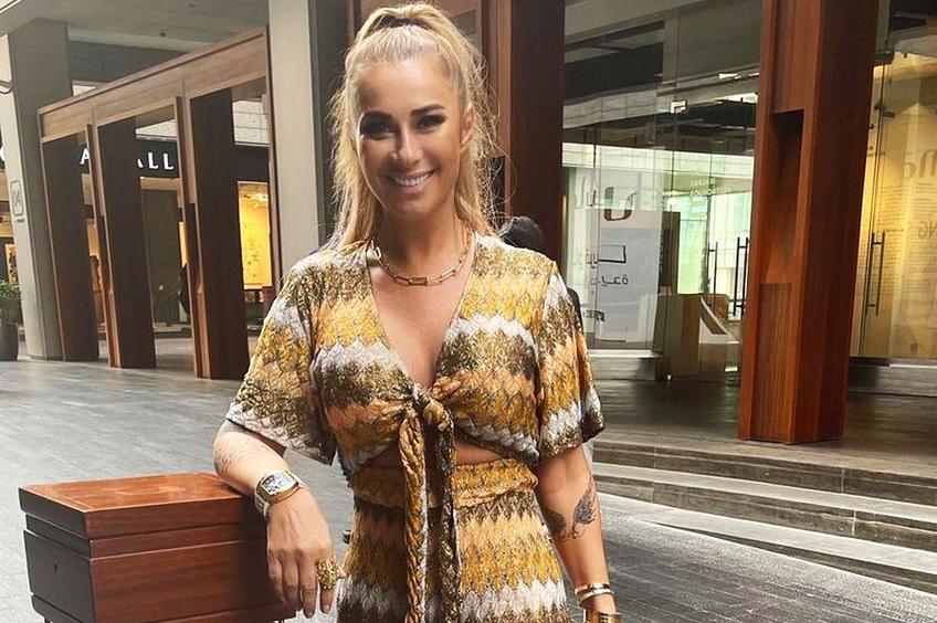 Anamaria Prodan (48 de ani) își ține fanii de pe Instagram în priză, cu imagini incendiare din Dubai.