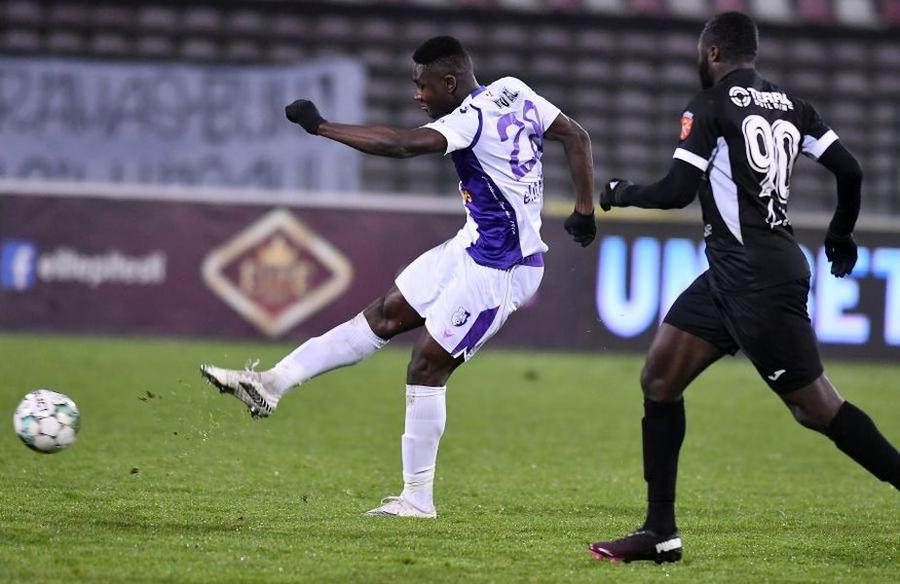 Cephas Malele Un atacant din Liga 1, propus la FCSB și CFR Cluj: „Nu va mai rămâne acolo!”