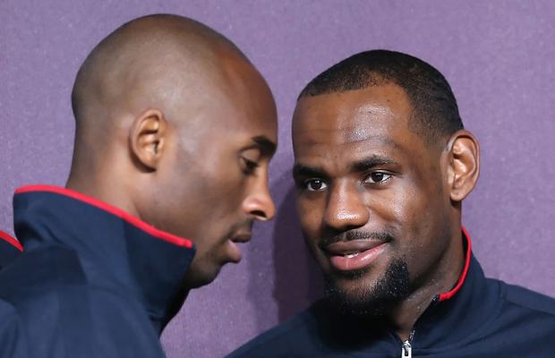 FOTO Pantofii sport primiți de LeBron James de la Kobe Bryant, vânduți la licitație pe o sumă fabuloasă » Cum arătau încălțările