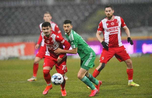Vreme câinească, victorie covăsneană » Sepsi o „capsează” pe Dinamo în „Groapă”! Clasamentul ACUM