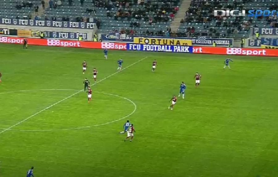 FCU Craiova ar fi trebuit să primească penalty în meciul cu Rapid: „Decizie clară” + greșeală și la golul Craiovei