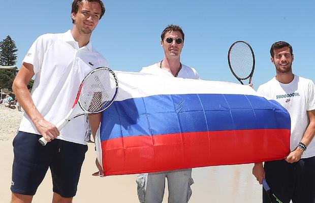 Medvedev răsuflă ușurat! ITF anunță ce măsuri a luat împotriva Rusiei și Belarusului