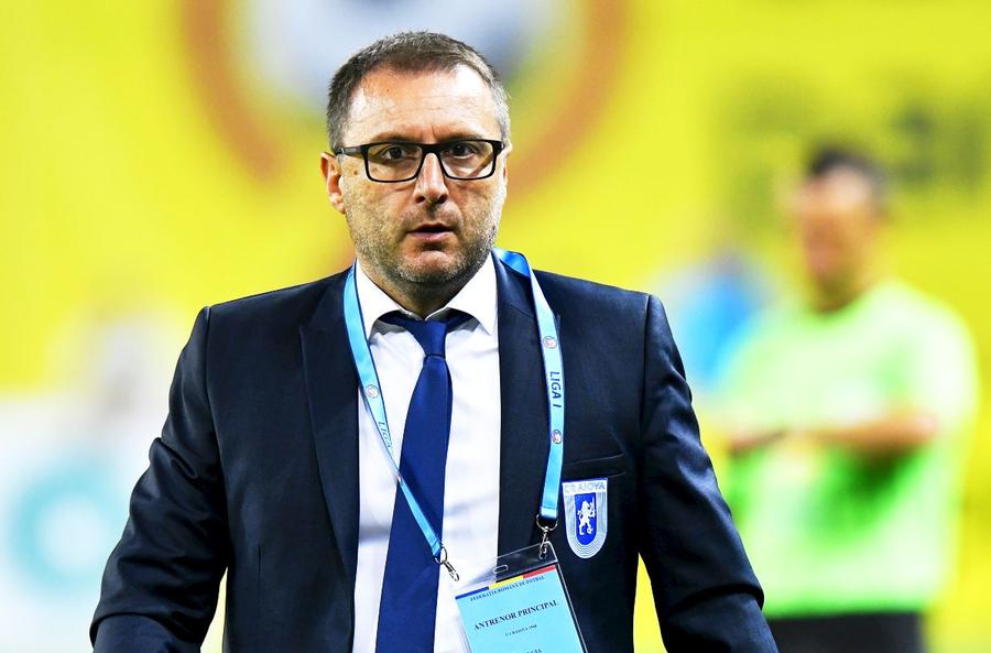 Mandatul lui Mangia la Universitatea Craiova s-a întrerupt brusc, inclusiv din cauza suspiciunilor legate de abuzuri sexuale Foto: Imago La 400 de meciuri în Liga 1, mărturisește: „Asta voi regreta până la moarte” + „Rotaru a venit nervos în vestiar și m-a amendat cu 2.000 de euro”