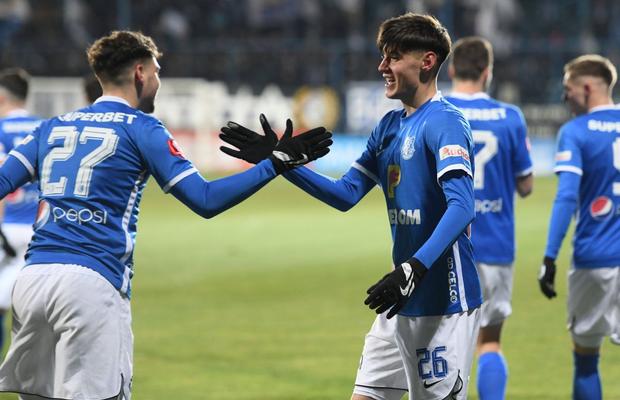 Noua perlă a lui Gheorghe Hagi, pe radarul a două formații din fotbalul olandez