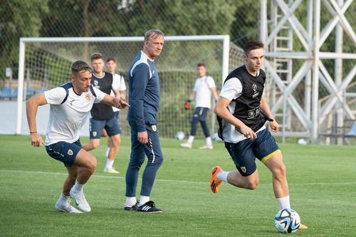 Emil Săndoi nu vrea la FCU Craiova