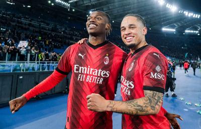 Nervii au cedat în Lazio - Milan » Au terminat meciul în 8 jucători!