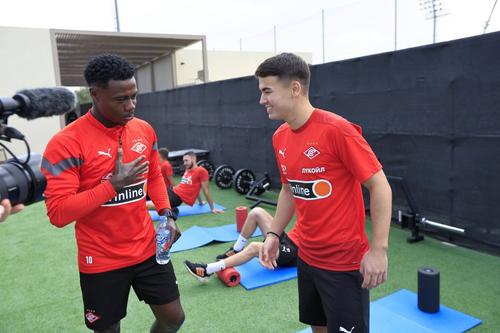 Quincy Promes, în stânga. Foto: Imago IMages