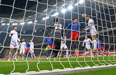FCSB are o problemă majoră! Absența care dă totul peste cap la campioană