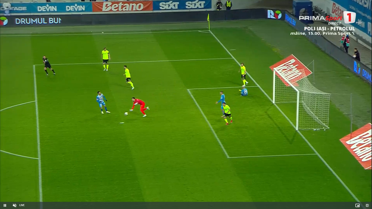 Penalty cerut de Craiova în meciul cu Farul, la duelul Mitriță - Bălașa