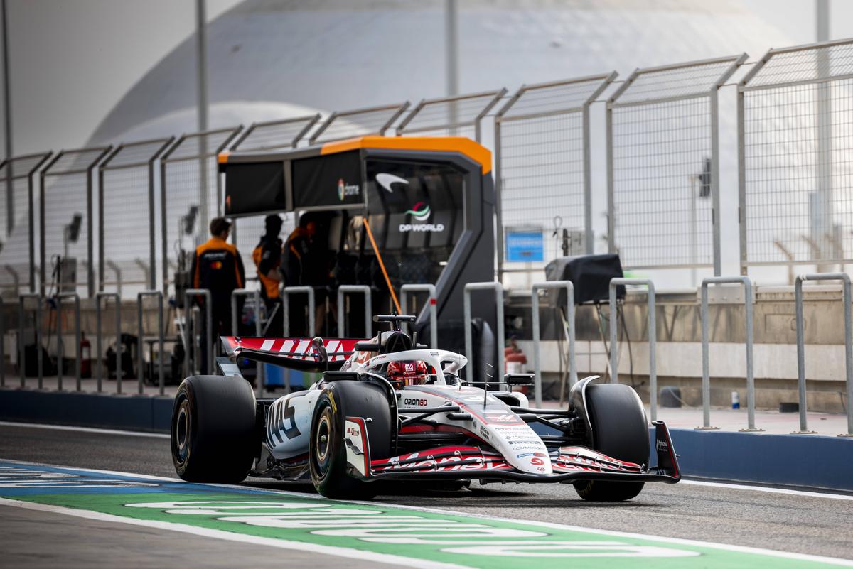 Testele dinaintea sezonului din Formula 1 au produs o surpriză uriașă: cine a fost cel mai rapid pilot » Probleme pentru Max Verstappen