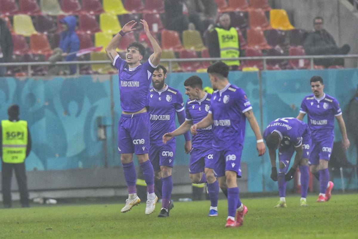 Dinamo - FC Argeș, duel din etapa 29 din Superligă