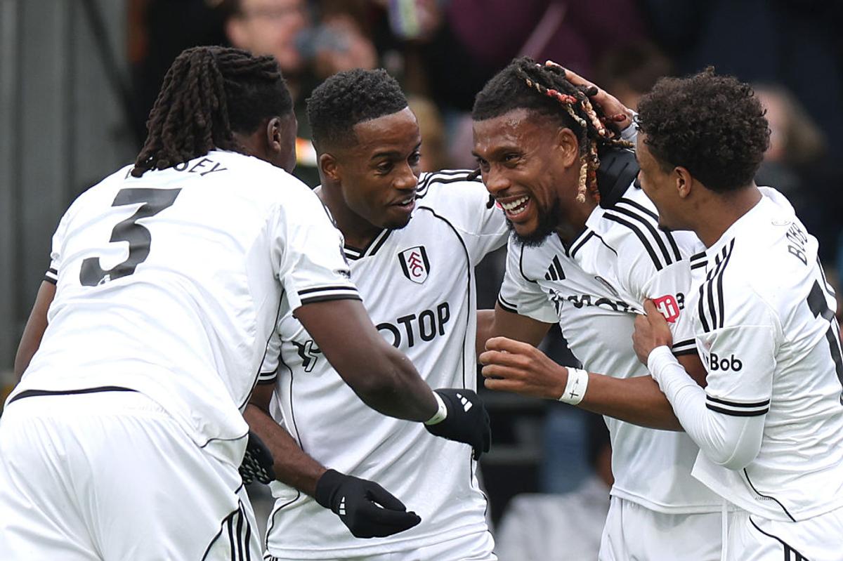 Fulham - Tottenham 2-1 » Cu Radu Drăgușin 90 de minute pe teren, Tottenham a pierdut a patra oară la rând!