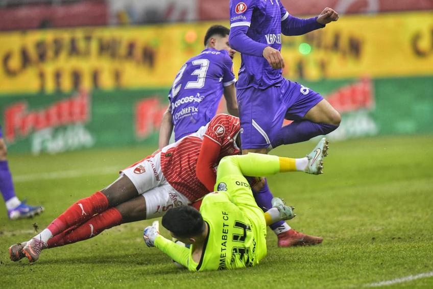 Karamoko a ieșit accidentat în meciul Dinamo - FC Argeș// foto: Cristi Preda (GSP)
