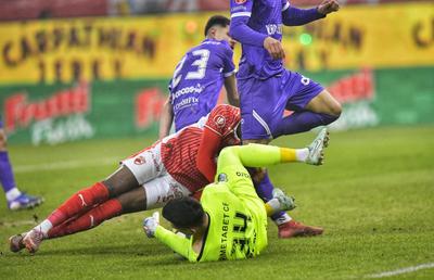 Primul mare nume care insinuează o înțelegere la Dinamo - FC Argeș: „Vor lua 4 puncte în play-off!”
