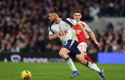 Lovitură pentru Drăgușin » Clauza din contracte care îi afectează pe jucători dacă Tottenham retrogradează!
