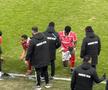 Meci oprit: de ce au îngenuncheat dinamoviștii la marginea terenului în minutul 10 cu FC Argeș