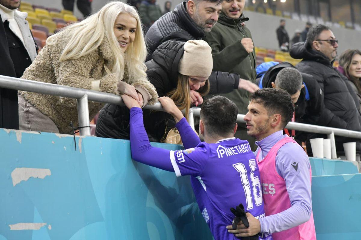 Cum a celebrat FC Argeș calificarea în play-off: sărbătoare în alb și violet pe Arena Națională
