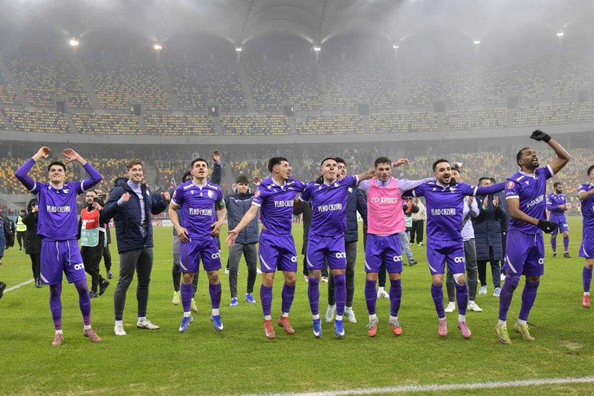 Cum a celebrat FC Argeș calificarea în play-off: sărbătoare în alb și violet pe Arena Națională