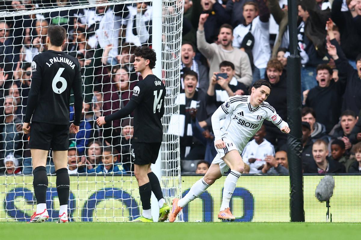 Fulham - Tottenham 2-1 » Cu Radu Drăgușin 90 de minute pe teren, Tottenham a pierdut a patra oară la rând!