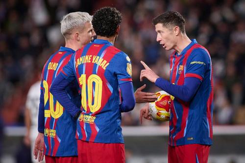 Robert Lewandowski (dreapta) // Imago Images