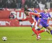 Mamoudou Karamoko și Florin Borța în Dinamo - FC Argeș // FOTO: Cristi Preda (GSP)