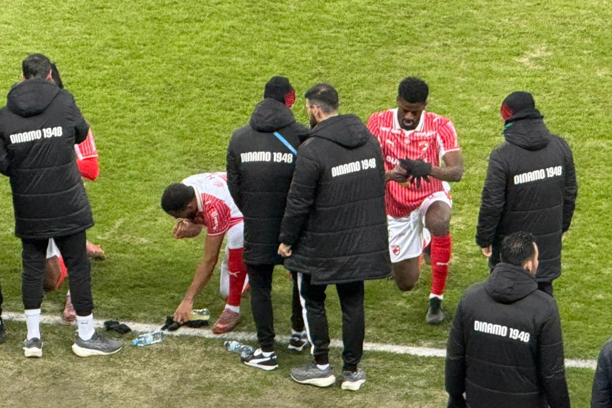 Meci oprit: de ce au îngenuncheat dinamoviștii la marginea terenului în minutul 10 cu FC Argeș