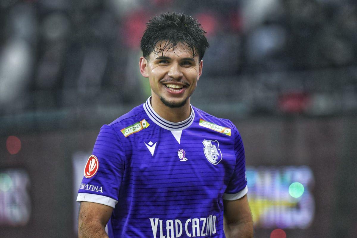 Cum a celebrat FC Argeș calificarea în play-off: sărbătoare în alb și violet pe Arena Națională