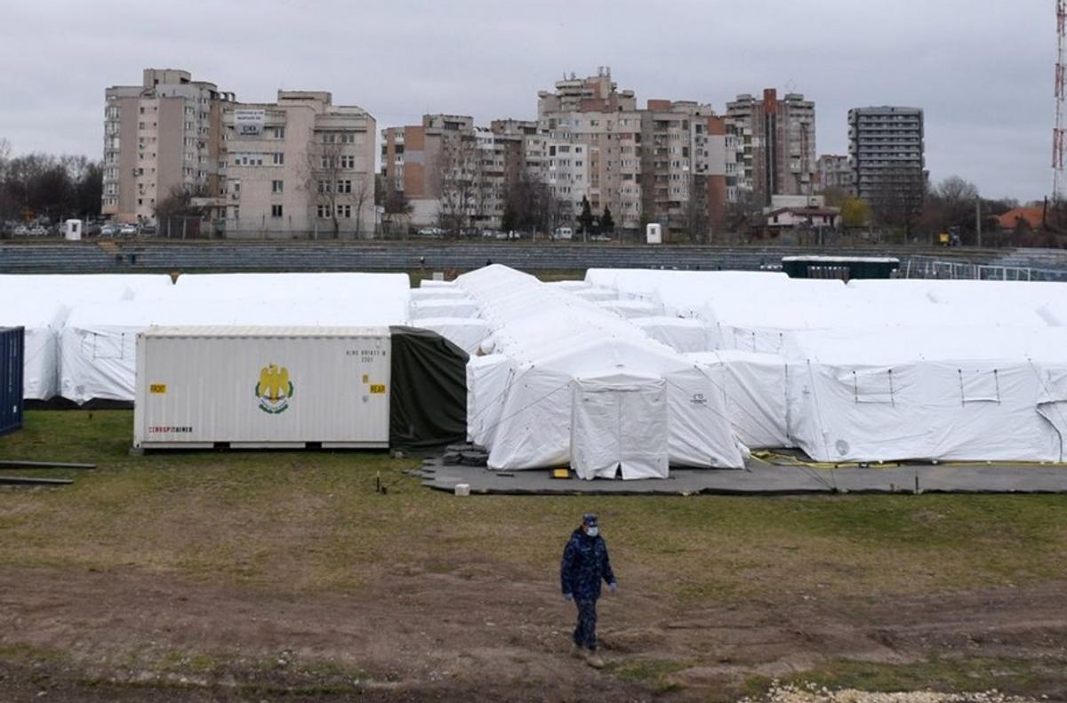 VIDEO Armata a intrat pe stadion la Constanța » Arena, transformată de urgență în spital modular pentru COVID-19