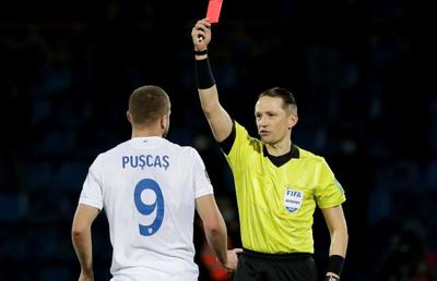 Cum arată pieptul lui Andre Calisir după intrarea criminală a lui George Pușcaș