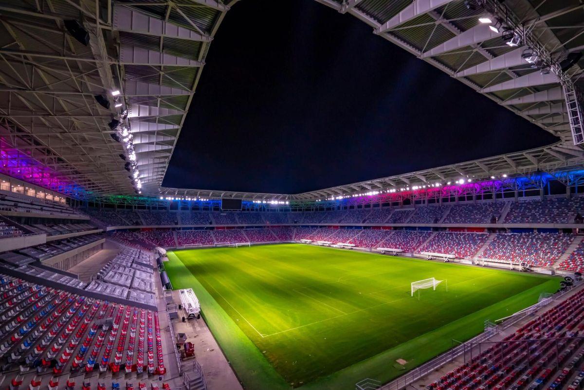 Ultimul retuș la arena din Ghencea » Imagine strălucitoare pentru steliști