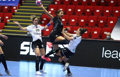 CSM București joacă pentru a 6-a oară în sferturile Ligii Campionilor. Anul trecut meciurile cu Gyor au fost anulate