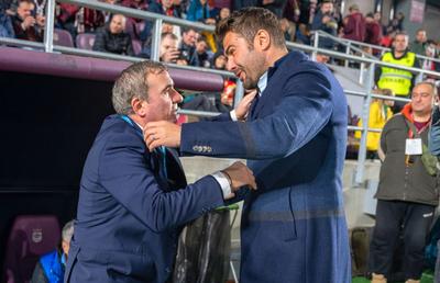 Hagi, despre imaginea serii: „«Decarii» între ei”