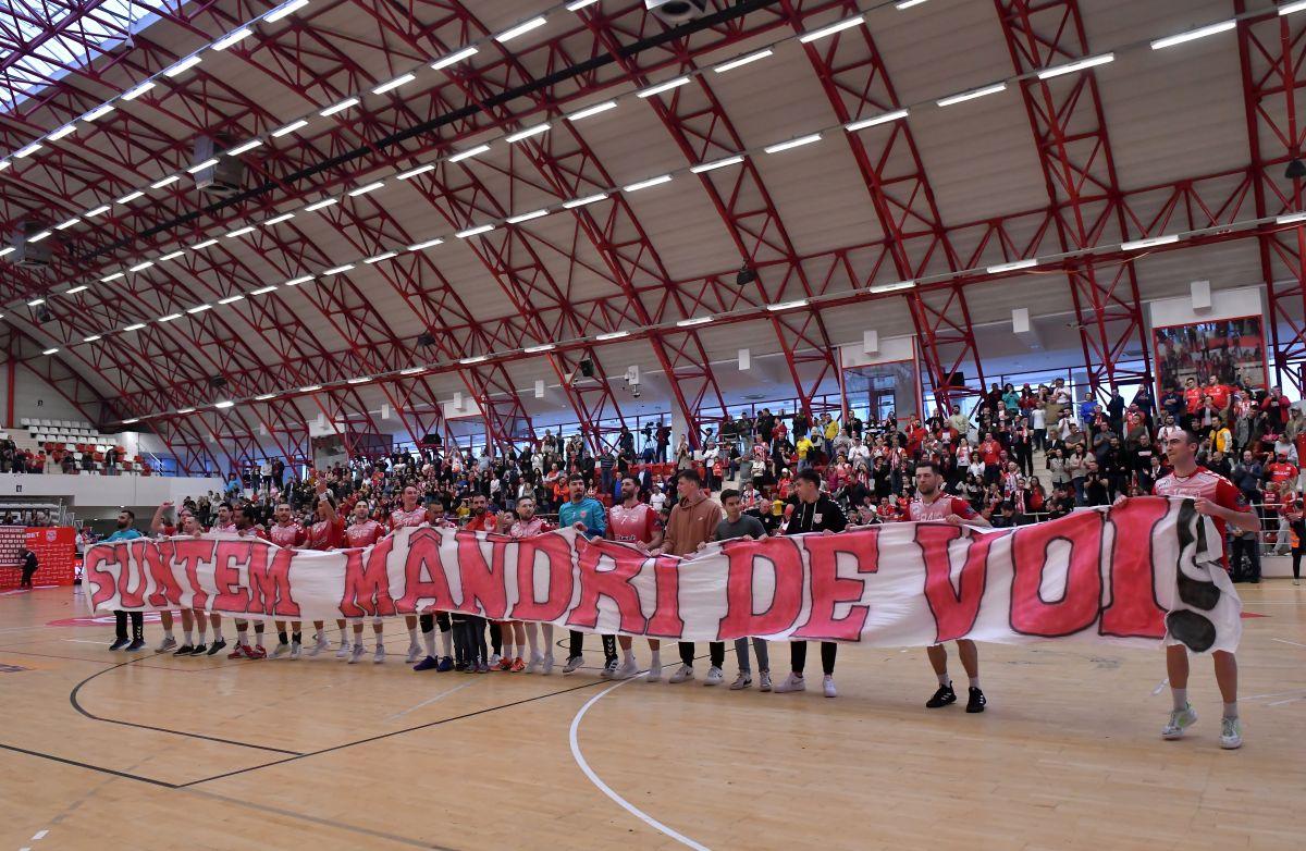 Dinamo, din nou campioană în Liga Zimbrilor! Imagini cu bucuria „dulăilor” lui Xavi Pascual
