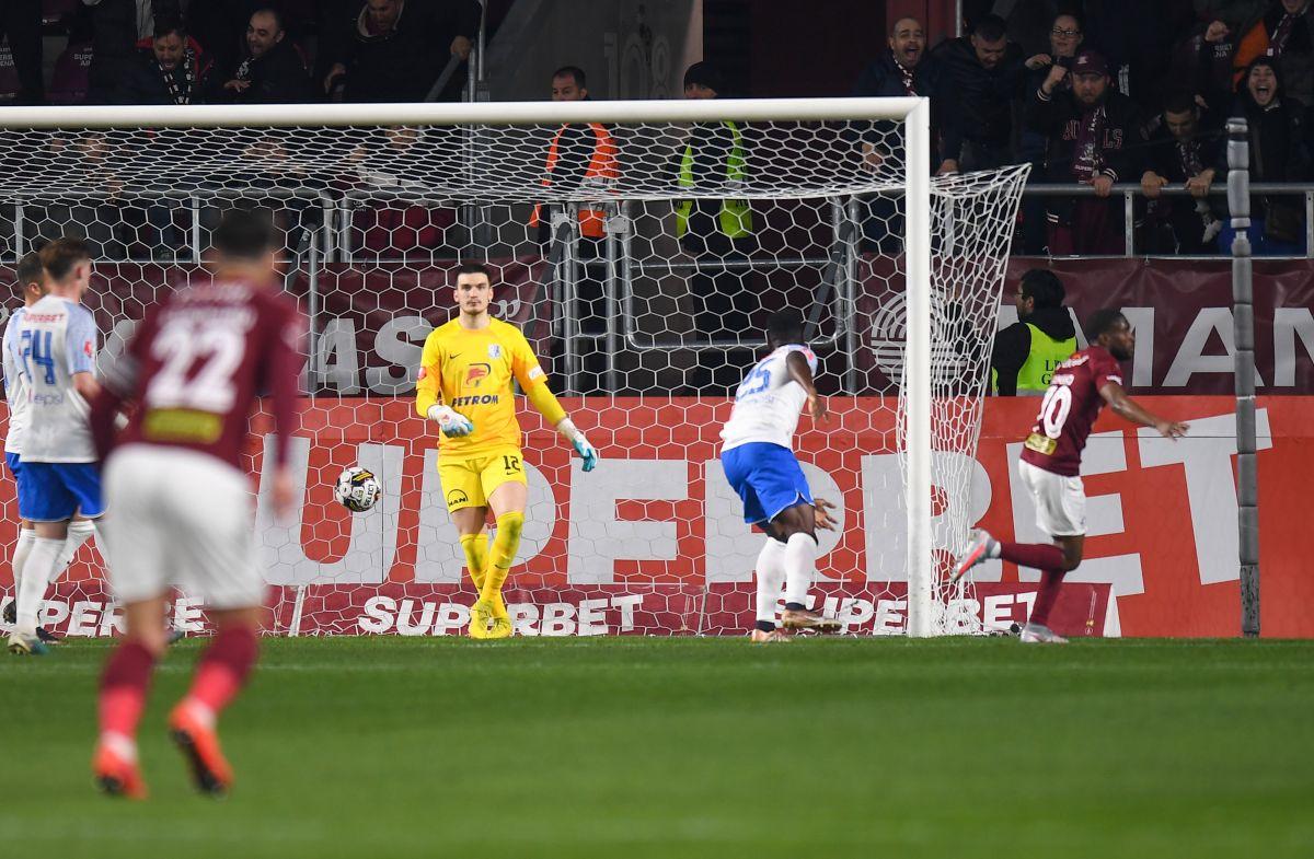 Hagi, despre imaginea serii: „«Decarii» între ei”