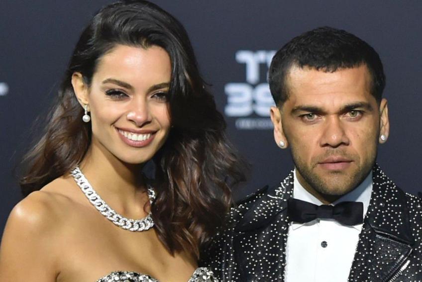 Joana Sanz (31 de ani), soția fostului fotbalist Dani Alves (40 de ani), a postat o fotografie pe rețelele de socializare, din care reiese că cei doi încă formează un cuplu, chiar dacă brazilianul încă se află într-o situație delicată.