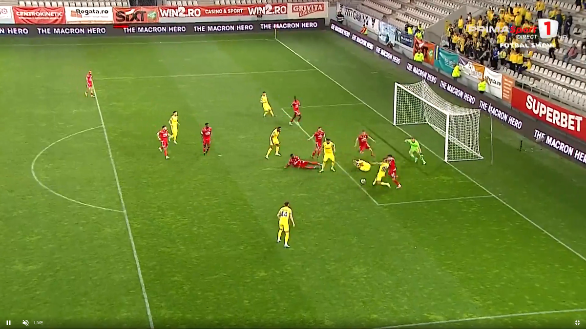 Fază controversată în Dinamo - Petrolul