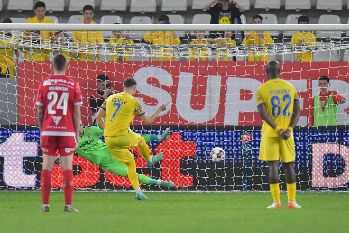Dinamo a ratat victoria în minutul 90+13. Gicu Grozav, gol dintr-un penalty controversat dictat de Feșnic + clasamentul
