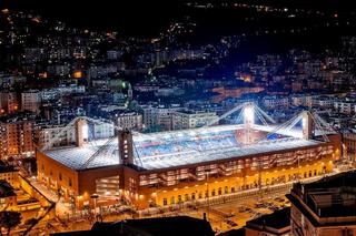 Dan Șucu scoate bani din buzunar pentru stadion
