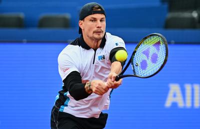 Marton Fucsovics, campionul en titre, a debutat cu o victorie la Țiriac Open: „Trofeul îl țin în sufragerie. Îl văd în fiecare zi când sunt acasă”