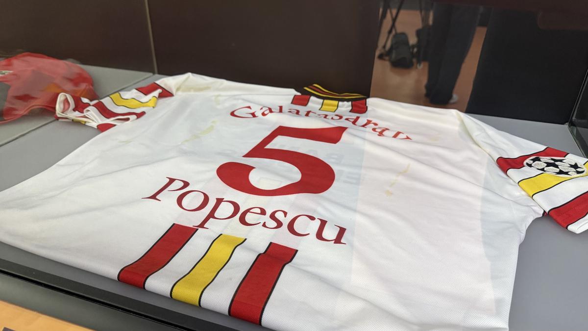 Muzeul Fotbalului - lansare joc „Căpitanul” - Gică Popescu