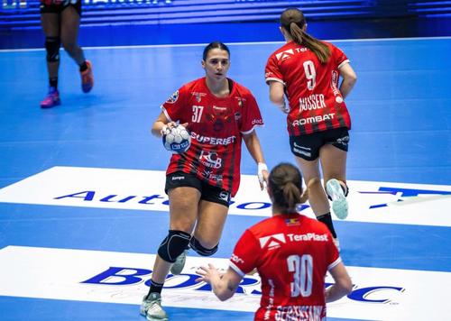 Gloria Bistrița - SCM Craiova, în etapa 19 din Liga Florilor » Gazdele, obligate să câștige pentru titlu // foto: Facebook