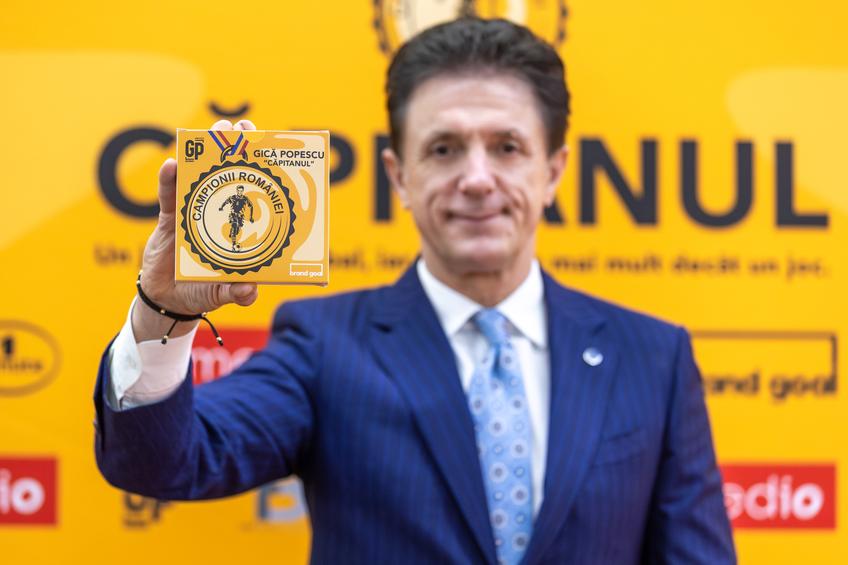 Gică Popescu și-a lansat propriul joc, „Căpitanul”. Foto: Ștefan Constantin